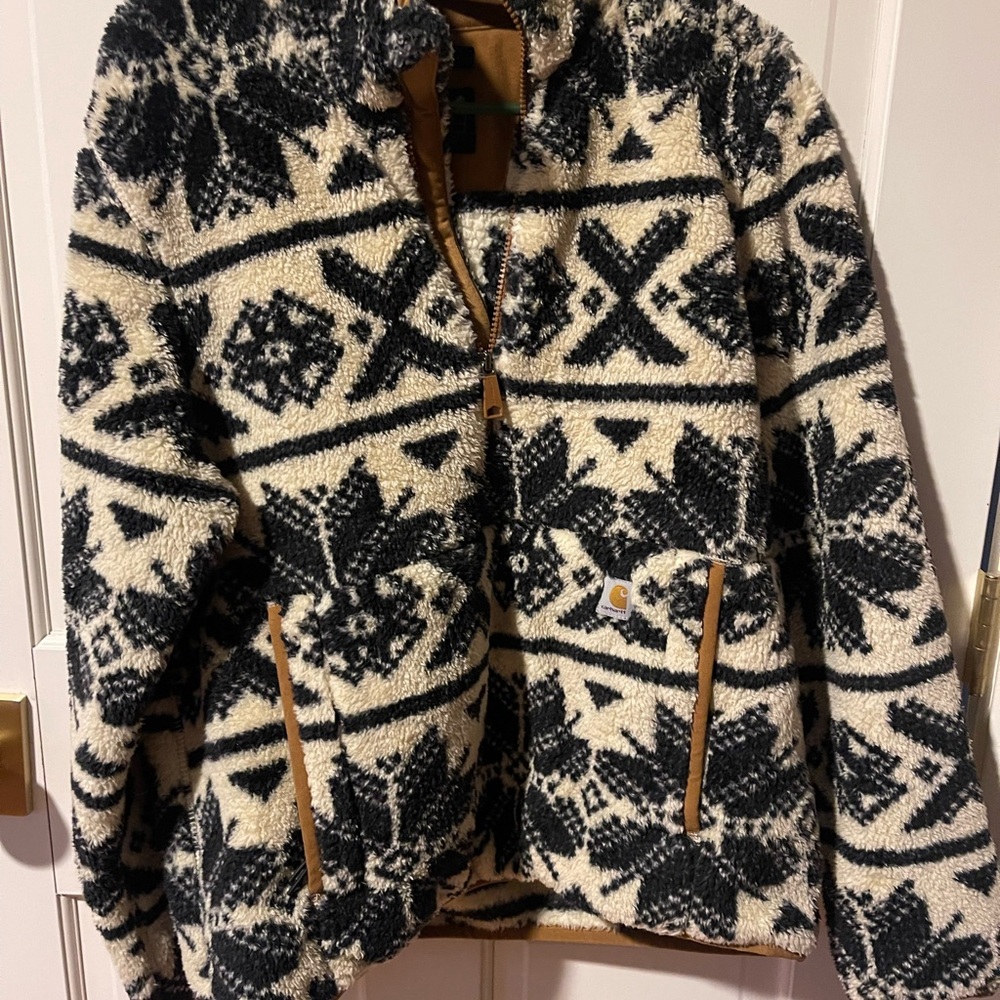 Carhartt Black and Cream Patterned Sweater